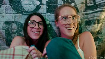 Nerdy Serena Blair and Cadence Lux with glasses in lesbo 3some