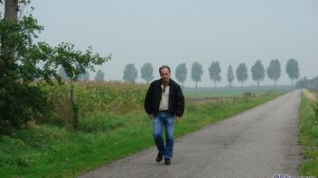 Alisa in Trespassing