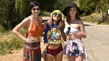 Cadey Mercury, Lily Jordan, Liv Revamped in Coacharoo