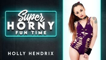 Webcam slut Holly Hendrix toys cute pussy for her fans