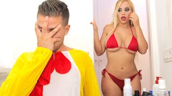 Blondie Fesser in Thick Blondie