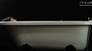 Freckles Real in Sensual Bath