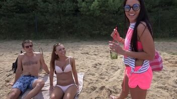 Czech couple suggests exchanging wives for outdoor sex