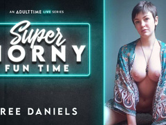 Chesty Bree Daniels cums during webcam masturbation