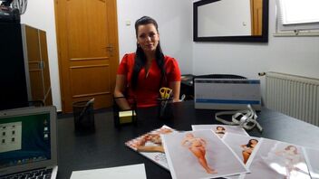 Hot Aneta's sucking skills will make her a celebrity