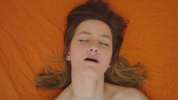 Horny Czech mom pleases herself with fingers and toys